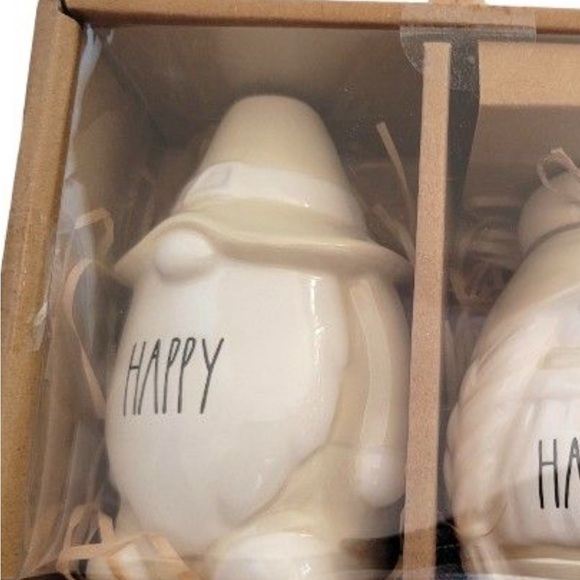 New RAE dunn HAPPY HARVEST SALT PEPPER SHAKER CERAMIC SET - Picture 3 of 3